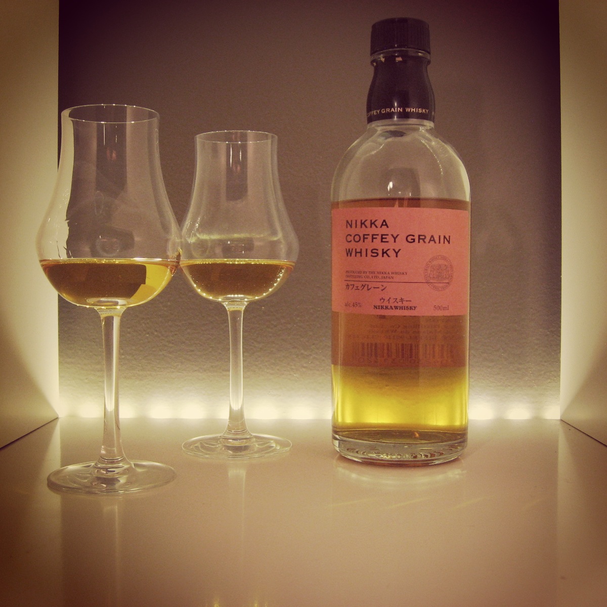 Review & tasting of Nikka Coffey Grain | Japanese Whisky